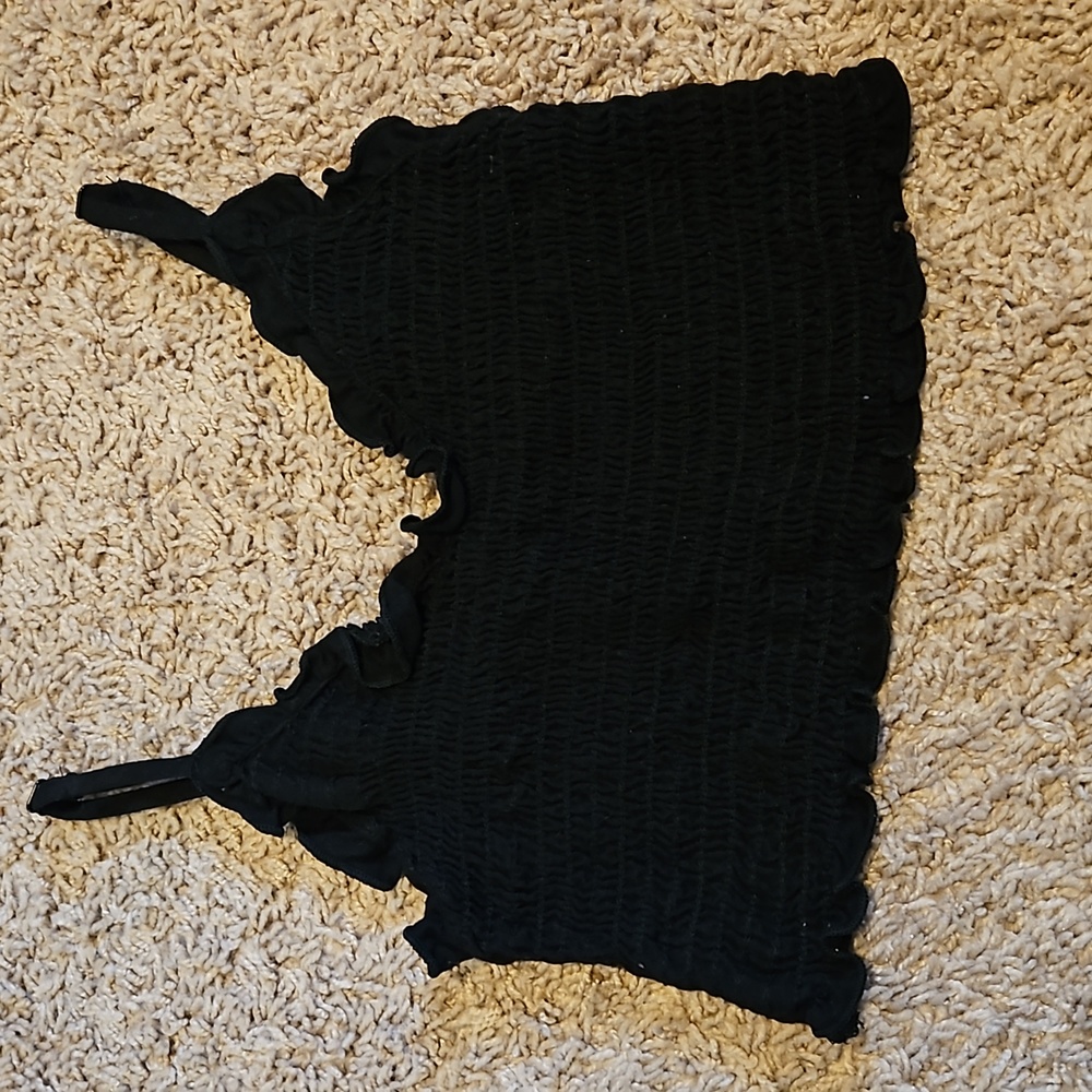 Ivy + Main Cropped Ruched Top with Ruffle Detail